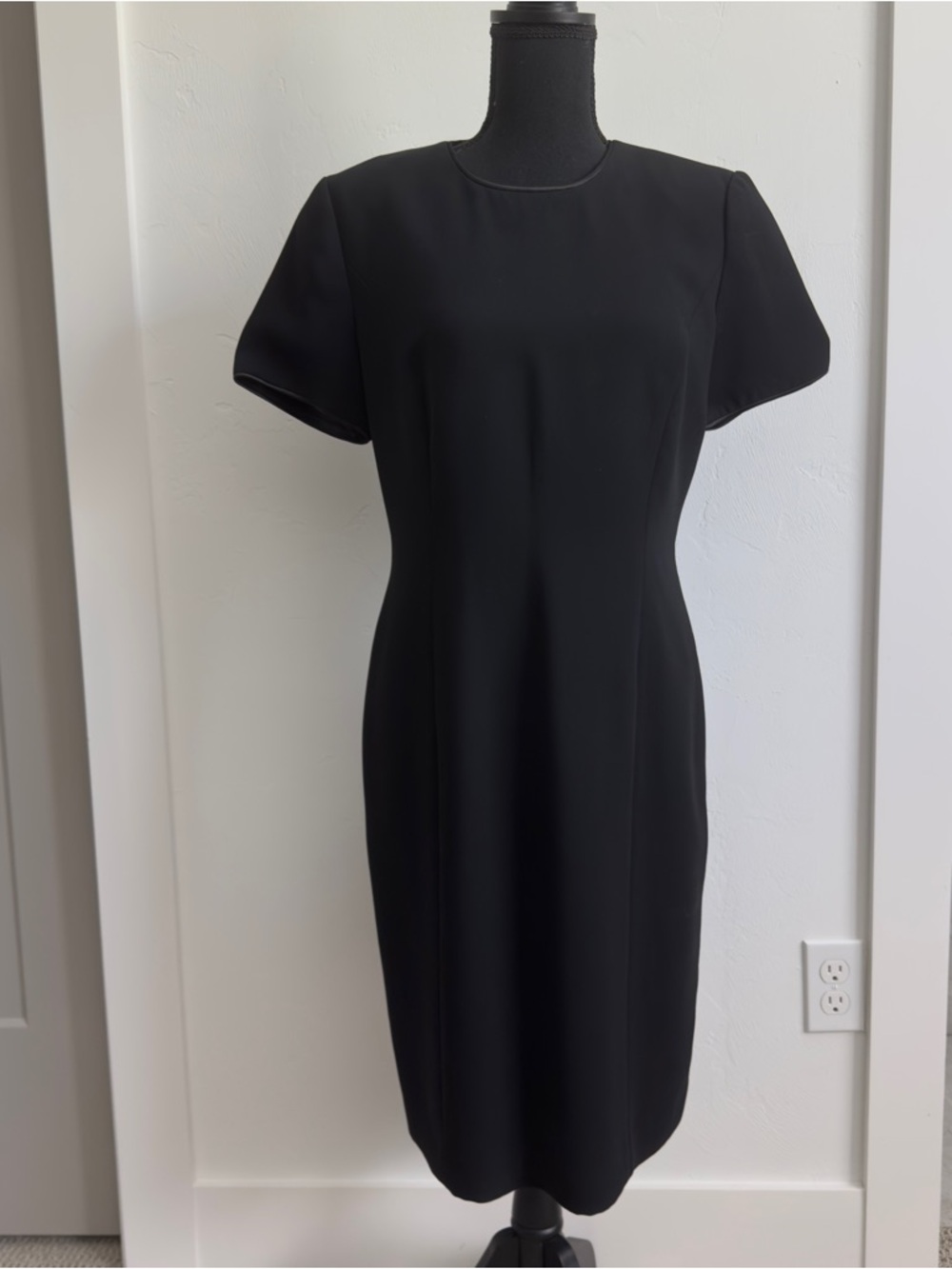 Brooks Brothers Black Sheath Dress Sz 6 - Picture 3 of 8